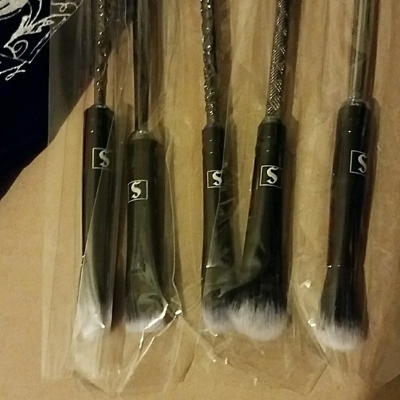 Gun Metal Storybook Cosmetics Wizard Wands - Picture 2 of 5